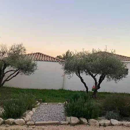 Charmante Maison A Garrigues St-eulalie Prázdninový dům *